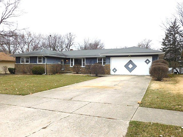 1st image of 413 N Terry Dr