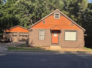 1915 Abbe Hill DRIVE, Eau Claire, WI 54703