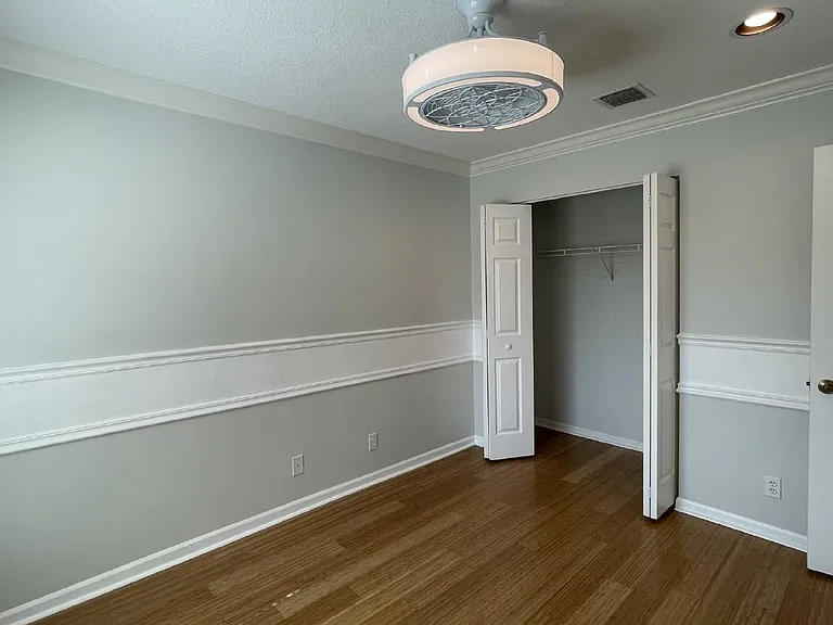 4857 Victoria Cir — Photo 18