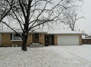 6838 Pleasant Ave, Minneapolis, MN 55423