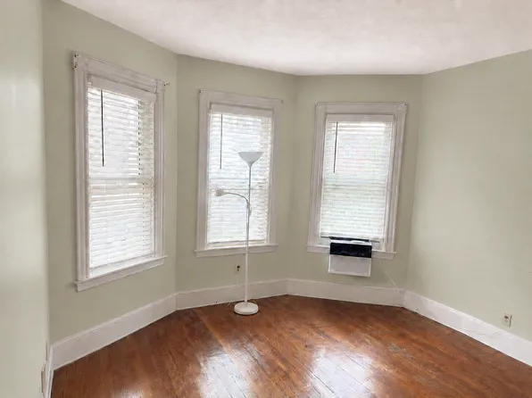 21 Haverford St #1, Jamaica Plain, MA 02130