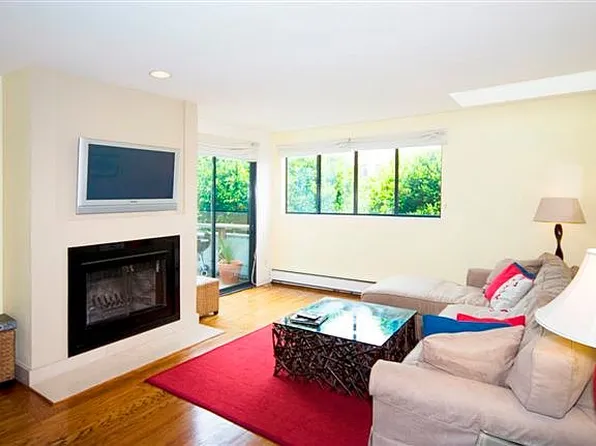 1755 Filbert St #5, San Francisco, CA 94123