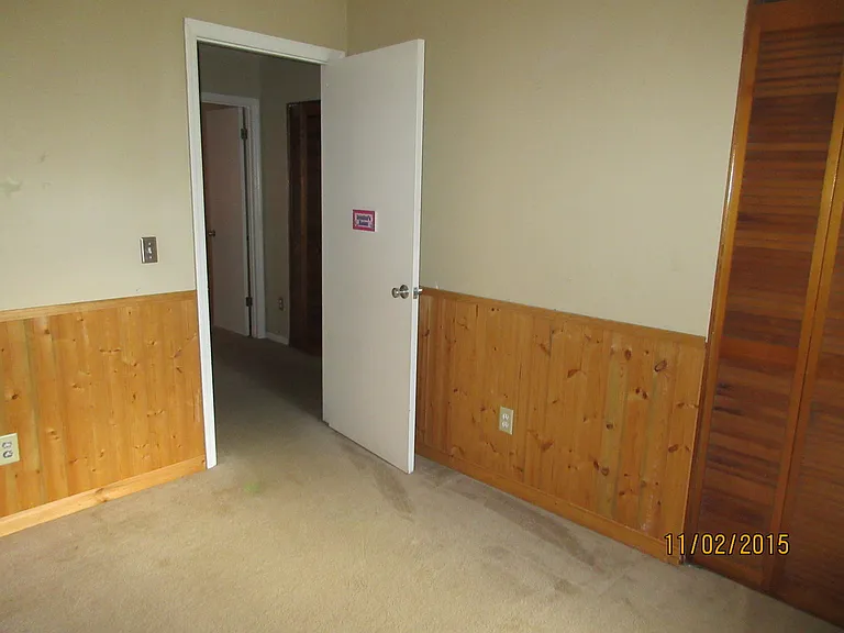 1038 McCully Ct — Photo 7