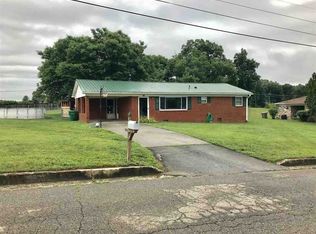 548 Spoone Ave, Morristown, TN 37814