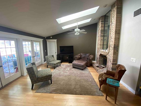 3rd image of 3028 Enisglen Dr