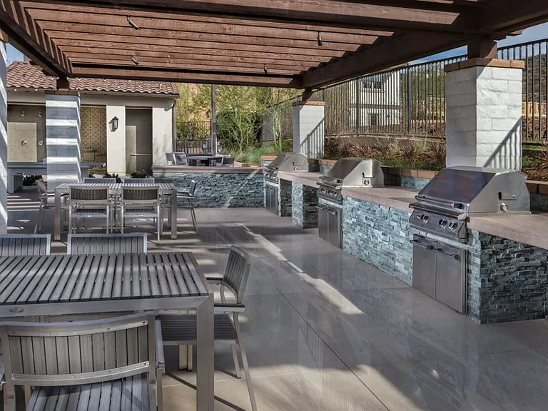 959 Slate St — Photo 15