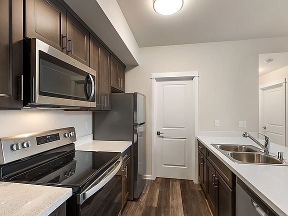 3rd image of 31210 NE 40th St #206