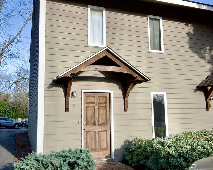 210 N Ross St #A — Photo 14