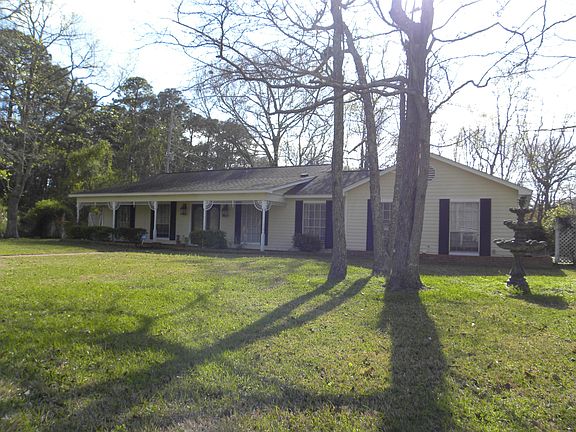 2nd image of 1901 Lamotte Dr