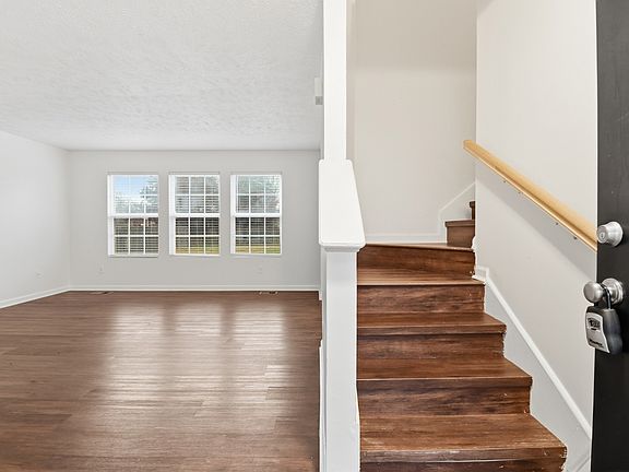 4th image of 3408 Ravenel Ct