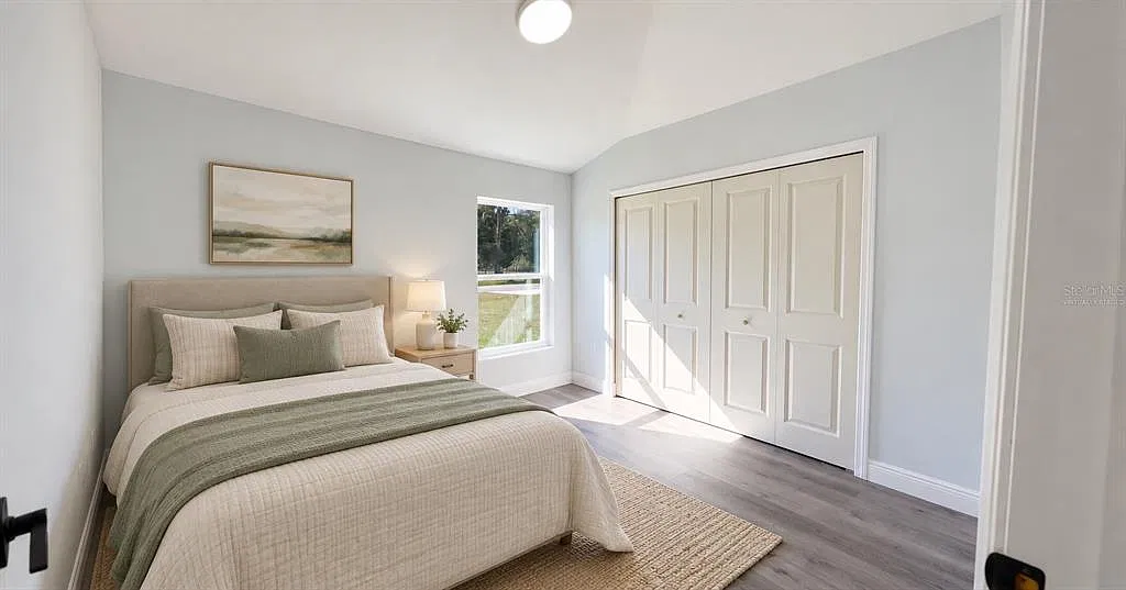 3 bed, 2.0 bath, 1036 sqft, $1,697 — Photo 4