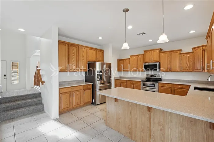 17762 W Watson Ln — Photo 6