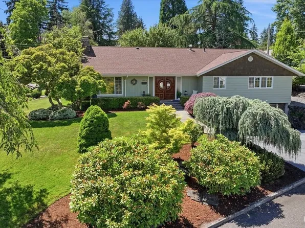 1024 Crestwood Lane, Fircrest, WA 98466