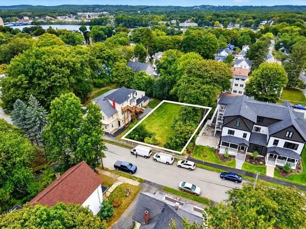 93 Alvarado Ave, Worcester, MA 01604