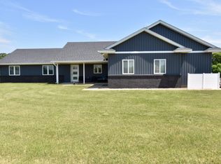 33432 88th Ave, Saint Joseph, MN 56374