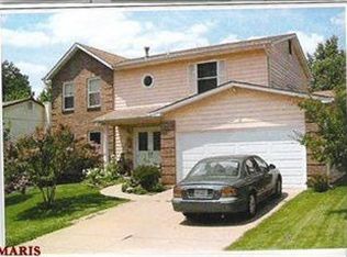 9865 Baptist Church Rd, Saint Louis, MO 63123