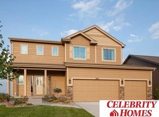 18818 Briar St, Gretna, NE 68028