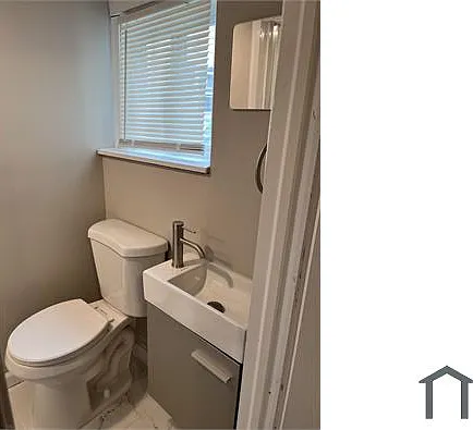 1542 S 27th St — Photo 12