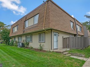 3865 Manzanita Pl #B, Alexandria, VA 22309