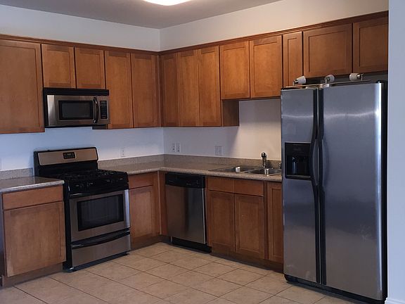 2nd image of 6938 Laurel Canyon Blvd Unit 116