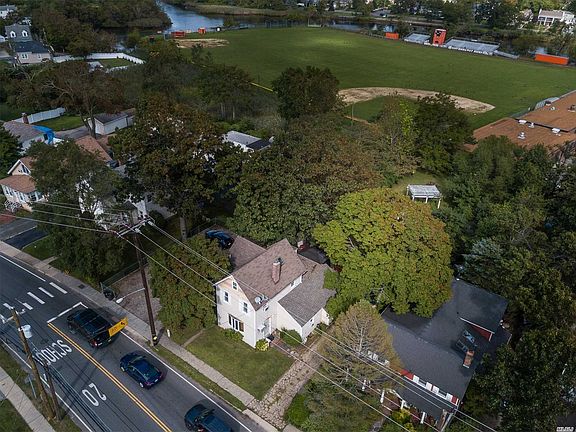 3rd image of 413 Ocean Ave
