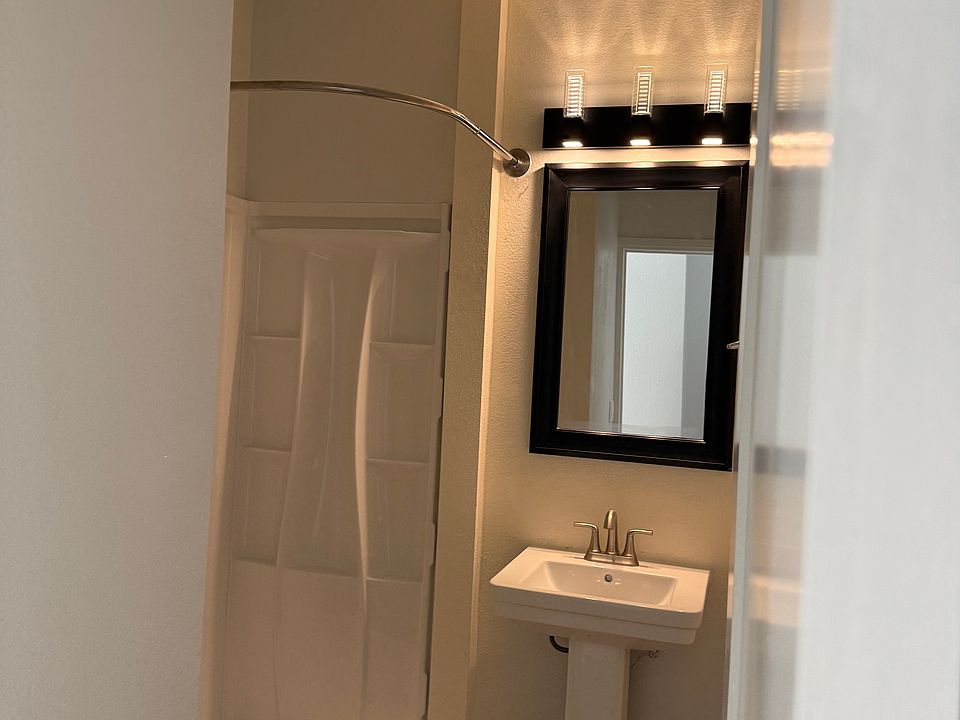 1st image of 3769 Marlborough Ave #3771