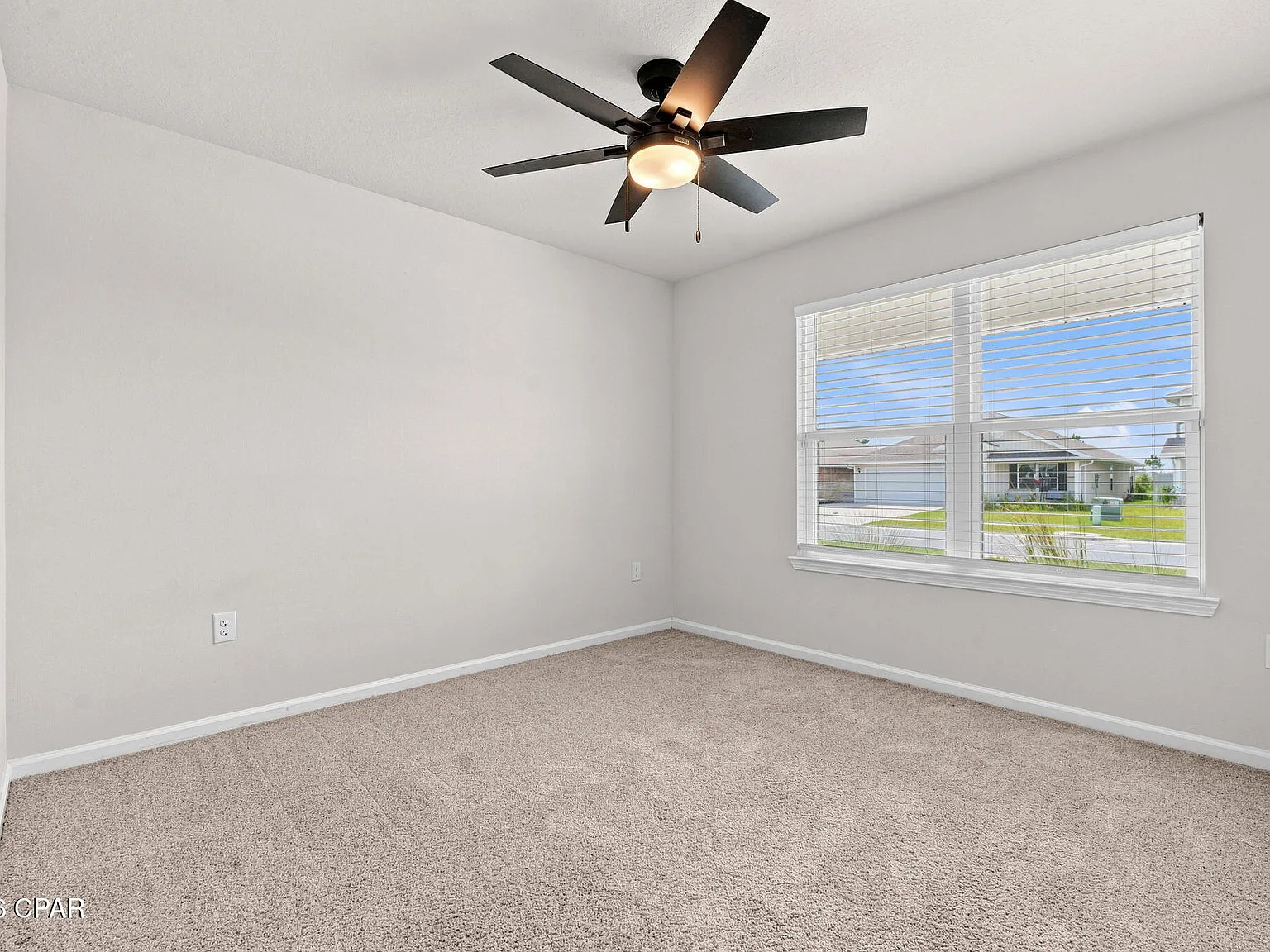 4 bed, 2165 sqft, $2,300 — Photo 4