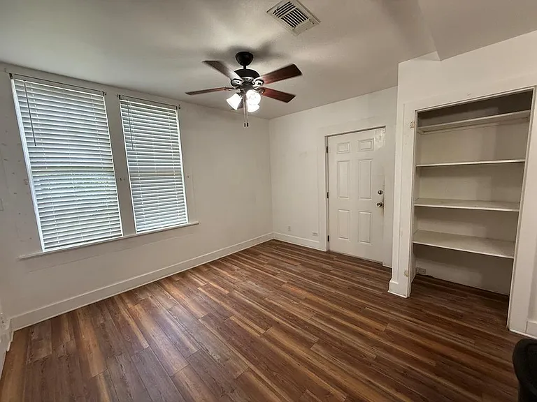 509 N Peachtree St — Photo 32