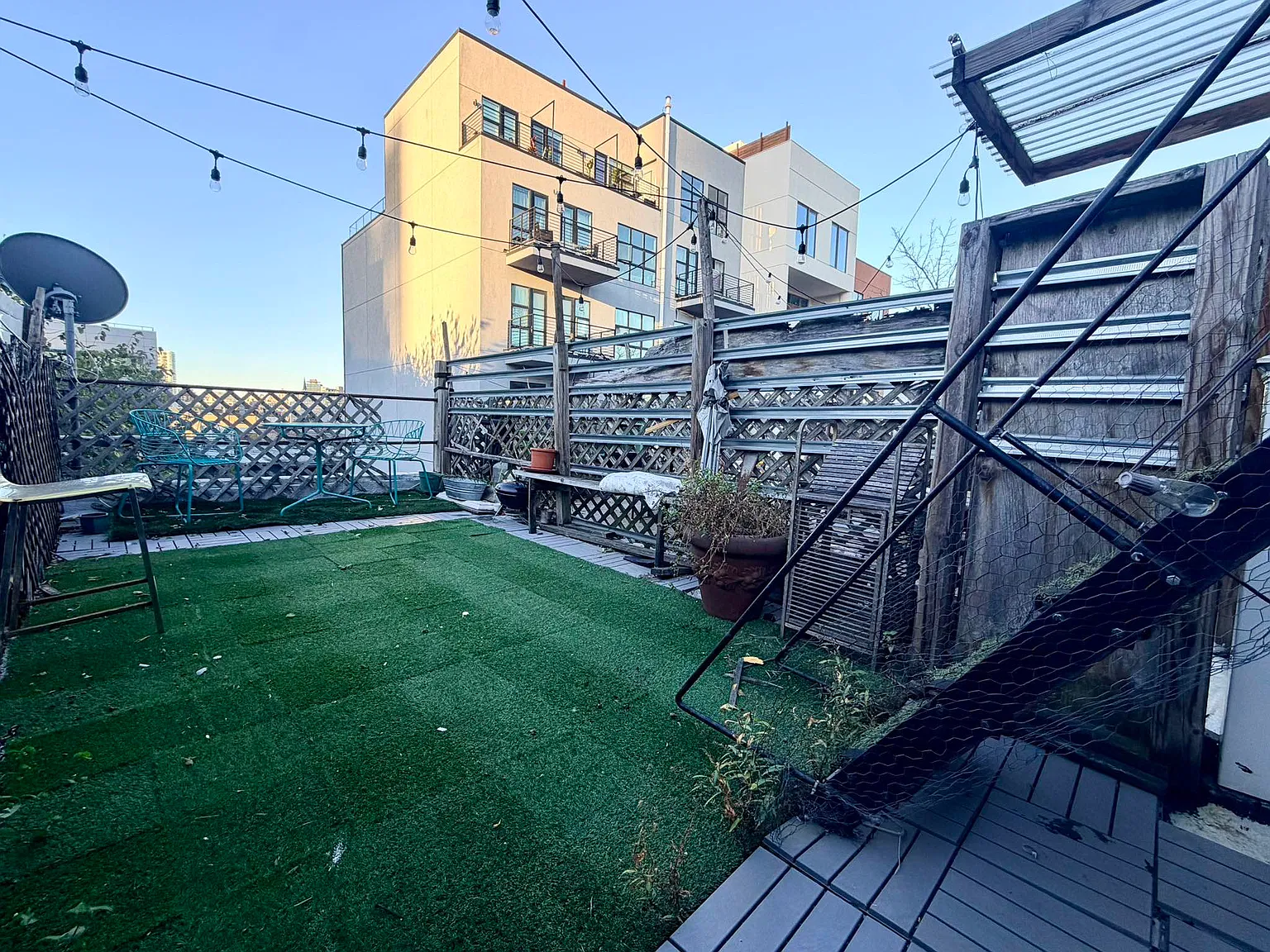 87 Clay Street — Photo 2