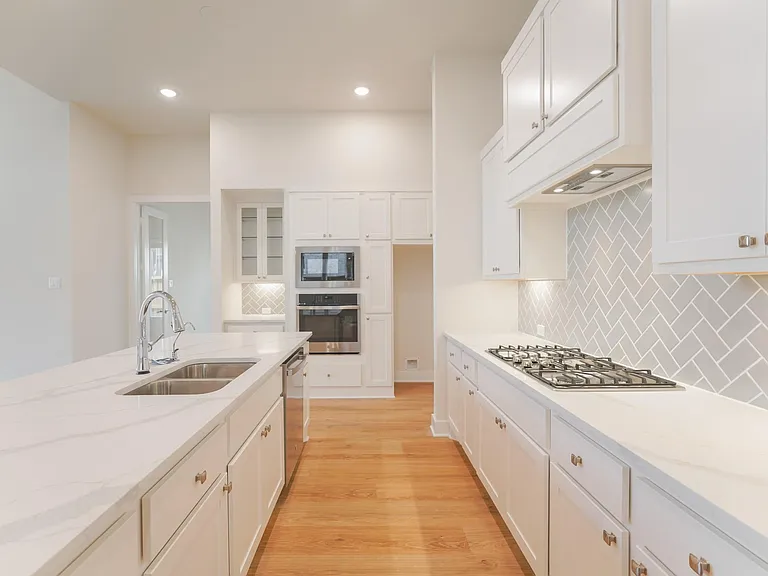 28156 Graywood Dr — Photo 5