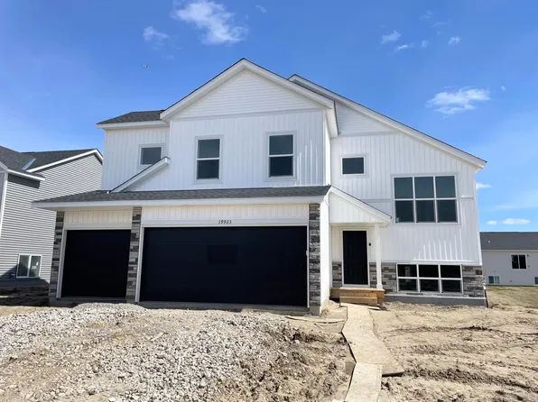 19847 Enfield Ave N, Forest Lake, MN 55025