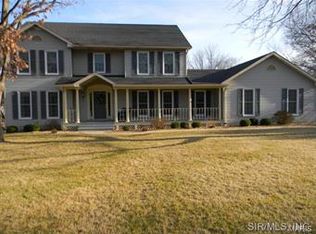 142 Hickory Lk, Belleville, IL 62223