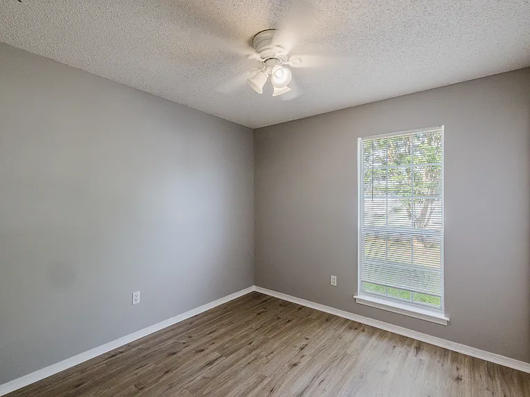 Bedroom #1