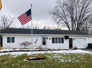 2570 New Rd, Ransomville, NY 14131
