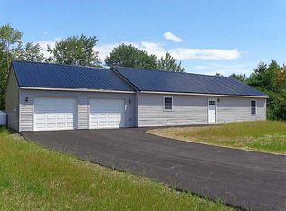 32 Liberty Drive Lewiston Rd, West Gardiner, ME 04345