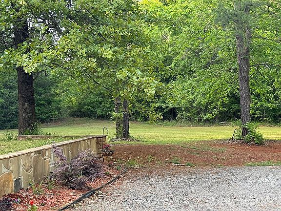 5th image of 106 County Road 4814