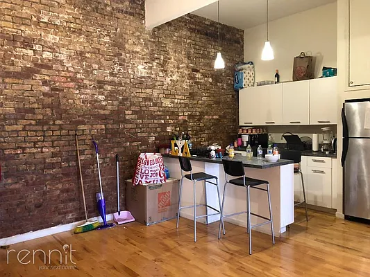 Rented by Rennit Inc. | media 16