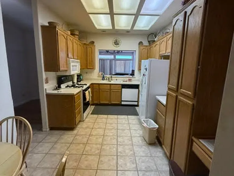 2375 Canyon Song Ave — Photo 9
