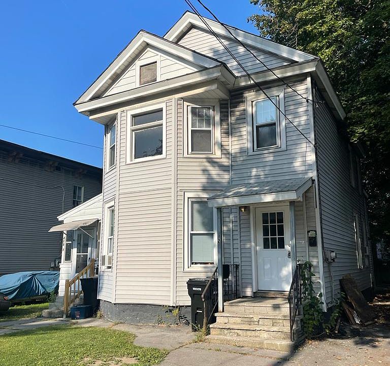 1st image of 413 Bear St #2