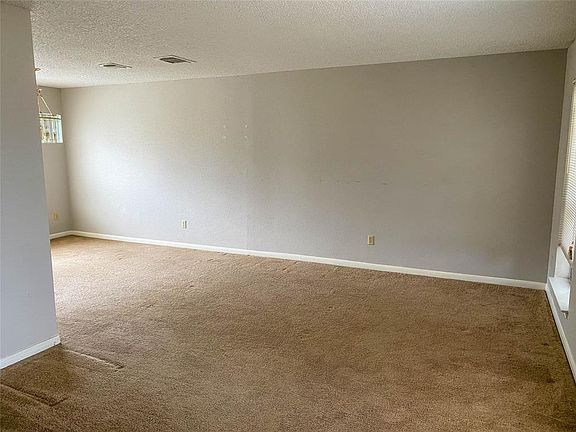 2nd image of 3330 Hidden Creek Dr