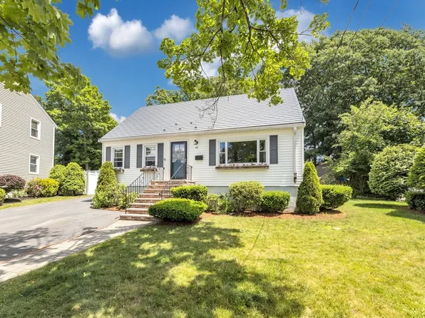 48 Westmoor Rd, West Roxbury, MA 02132
