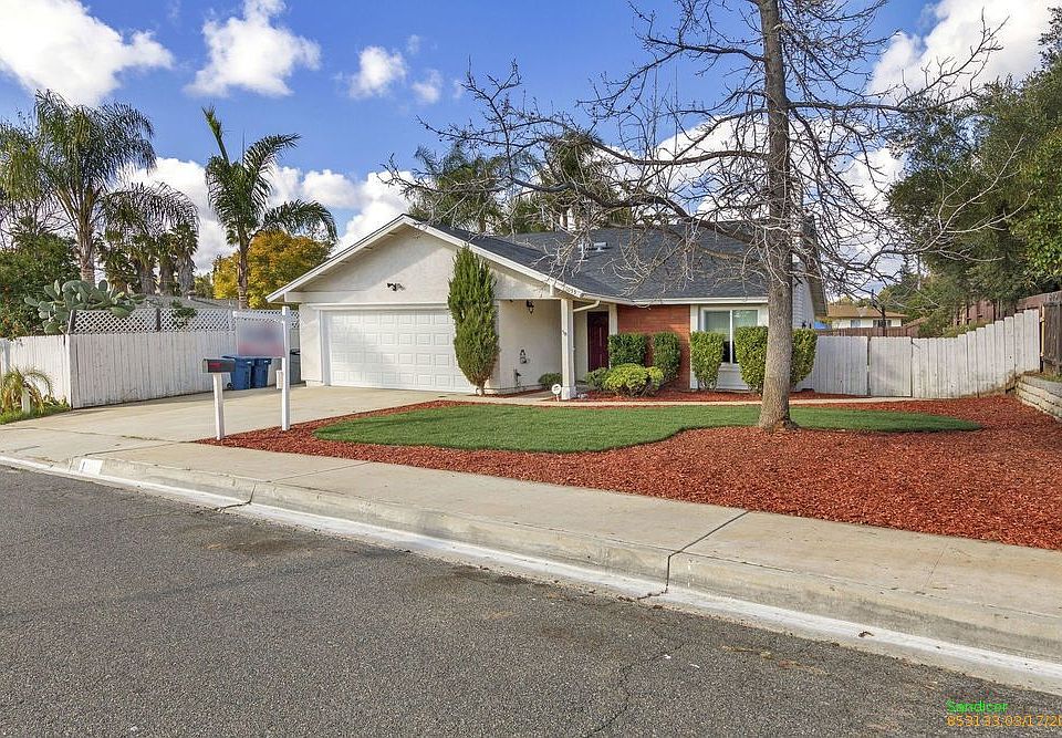 2nd image of 1055 Robertson Dr