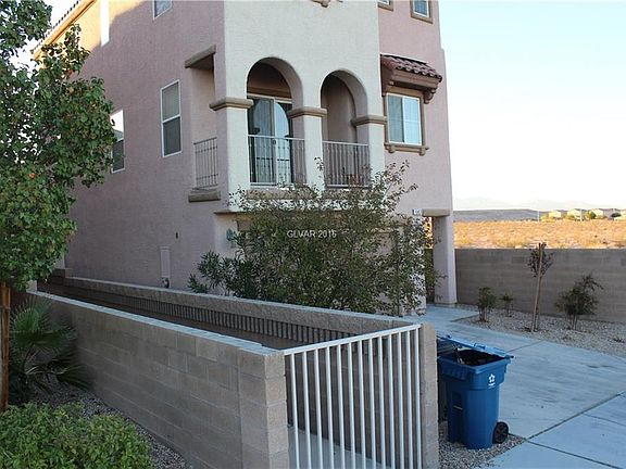 3rd image of 10453 Mann St