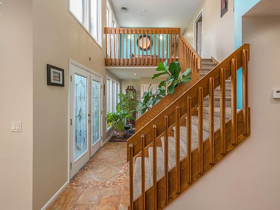 4th image of 6880 Cliffside Dr