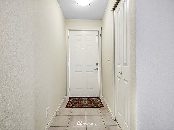 Entry with closet