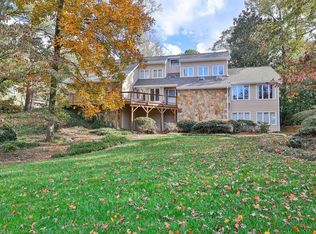 5025 Spruce Bluff Dr, Sandy Springs, GA 30350