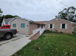 6934 N Canton Center Rd, Canton, MI 48187