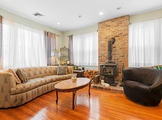 352 Loretto St, Staten Island, NY 10307