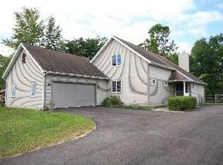 28521 White Rd, Perrysburg, OH 43551