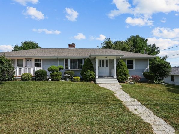 138 Bourn Ave, Somerset, MA 02726